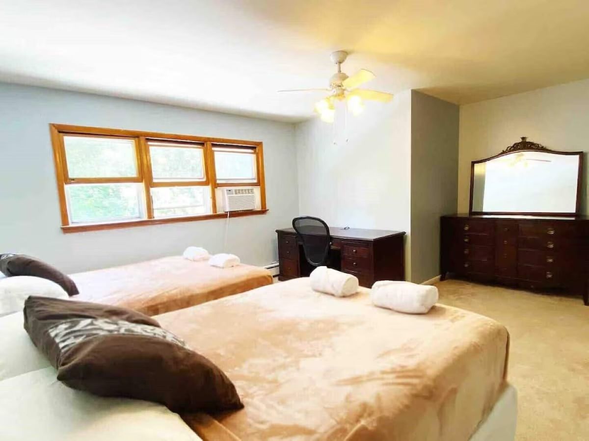 Cozy, Comfortable Corporate Retreat